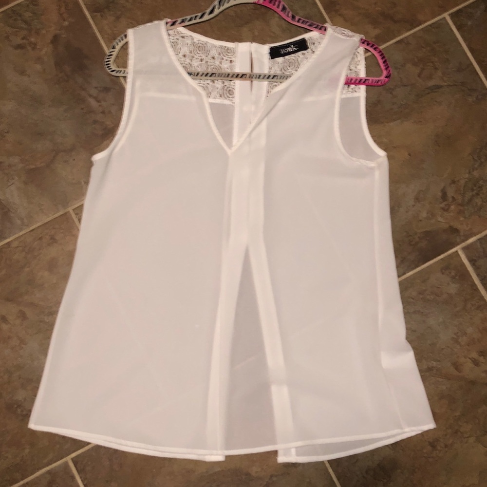 WHITE OPEN BACK BLOUSE
